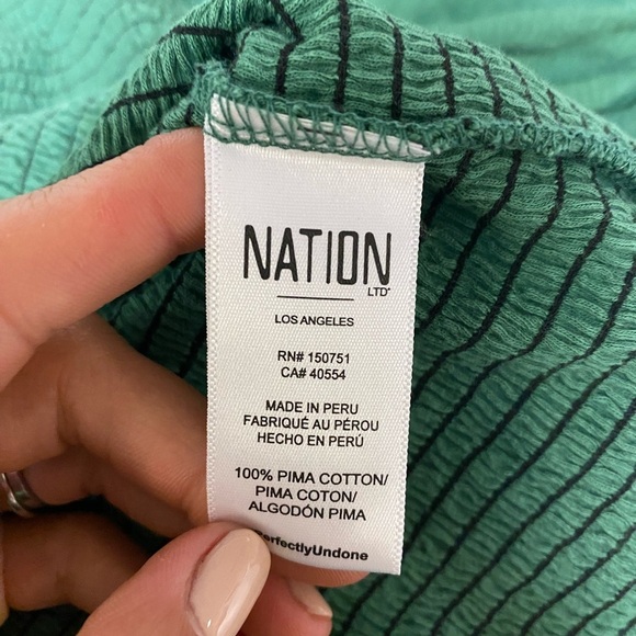 NATION LTD | Bardot Gathered Sleeve Tee In Fern Green Smocked Size L REVOLVE - Picture 6 of 11